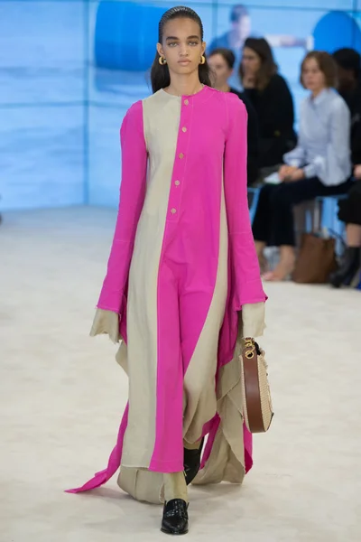 Look 37